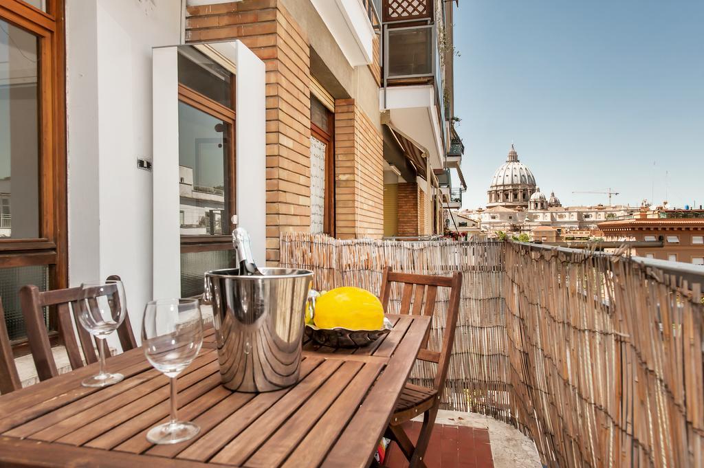 S. Pietro Terrace Acomodação com café da manhã Roma Exterior foto