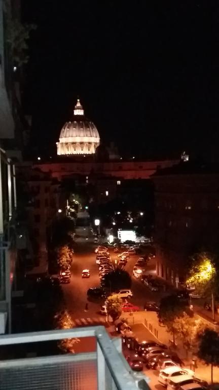 S. Pietro Terrace Acomodação com café da manhã Roma Exterior foto